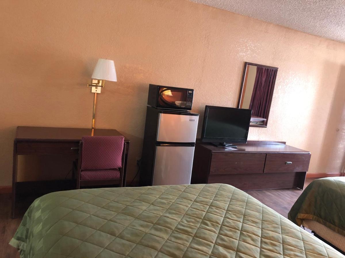 Lone Star Inn Cisco Екстериор снимка